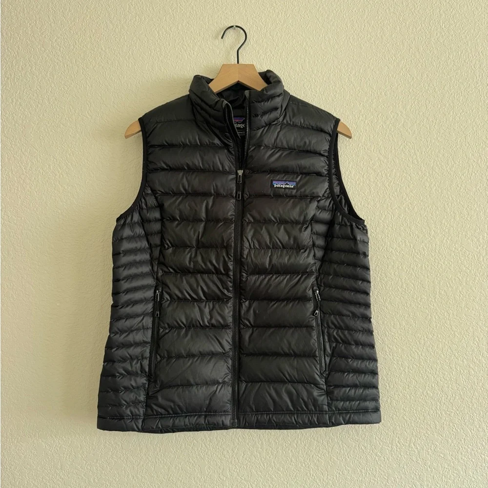 Patagonia Down Sweater Vest Black Women’s | Lightweight Puffer - Picture 1 of 4